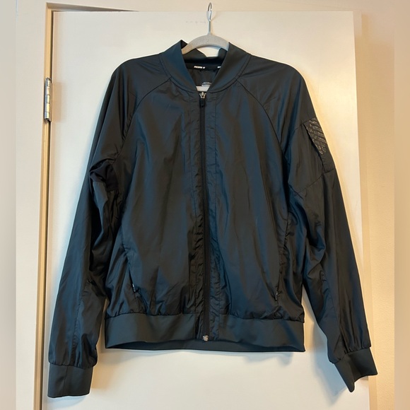 Nike Other - Nike Men’s Bomber Jacket size medium